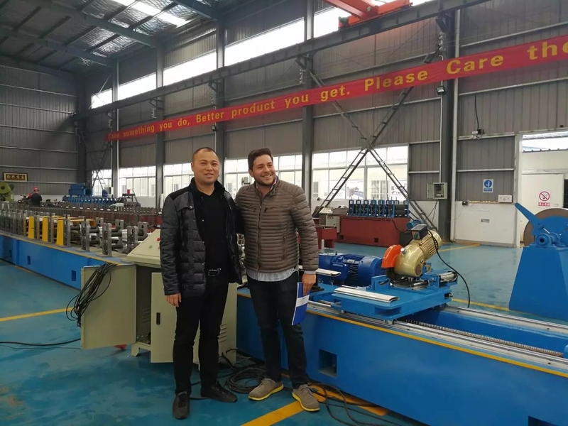 الصين WUXI LONGBO ROLL FORMING MACHINERY CO.,LTD. ملف الشركة