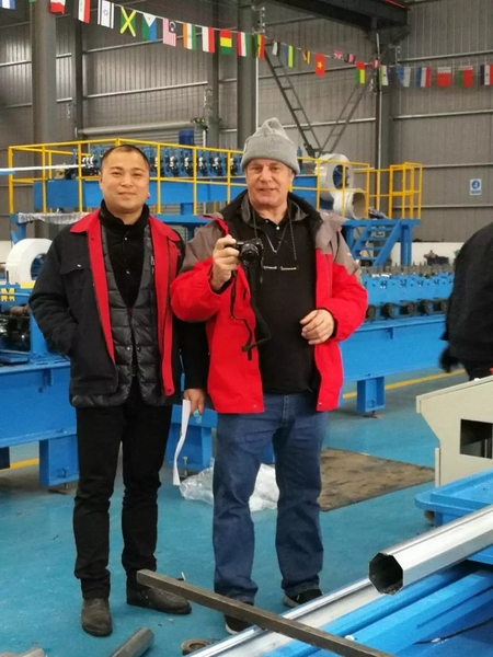 الصين WUXI LONGBO ROLL FORMING MACHINERY CO.,LTD. ملف الشركة