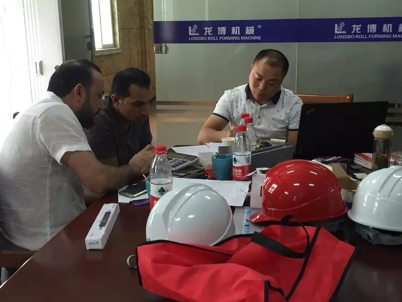 الصين WUXI LONGBO ROLL FORMING MACHINERY CO.,LTD. ملف الشركة