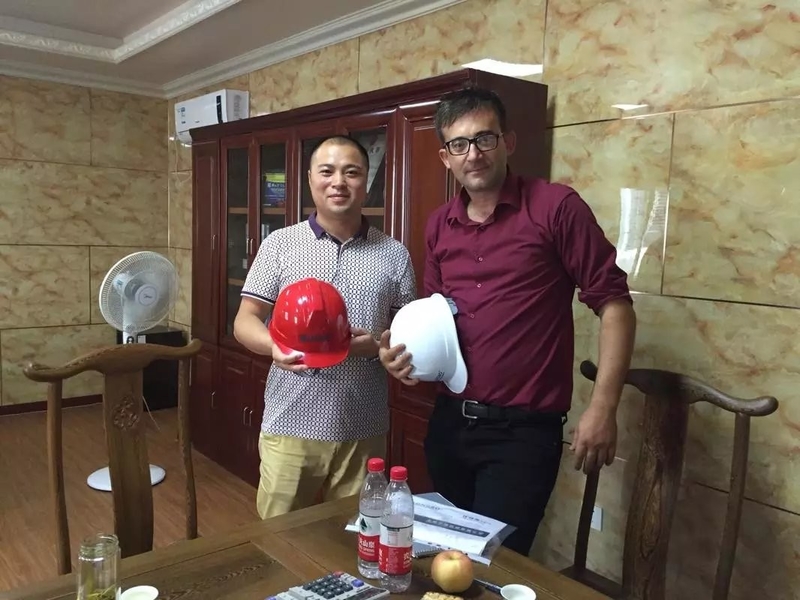 الصين WUXI LONGBO ROLL FORMING MACHINERY CO.,LTD. ملف الشركة