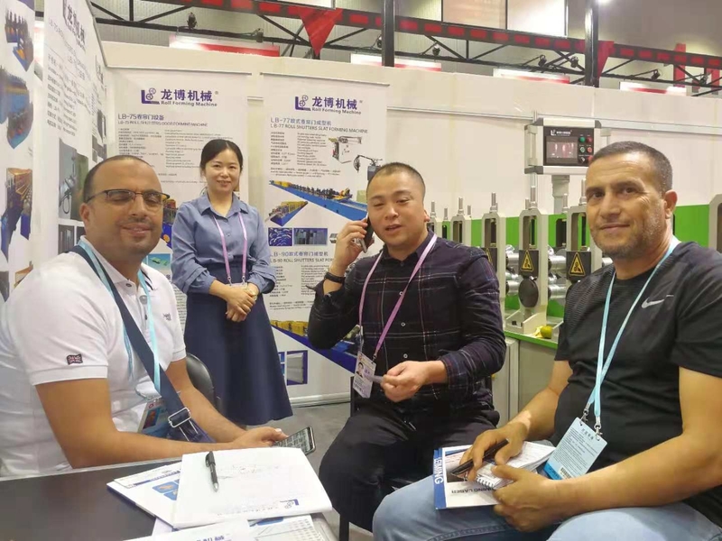 الصين WUXI LONGBO ROLL FORMING MACHINERY CO.,LTD. ملف الشركة