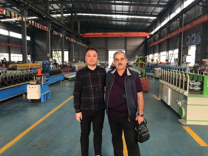 الصين WUXI LONGBO ROLL FORMING MACHINERY CO.,LTD. ملف الشركة