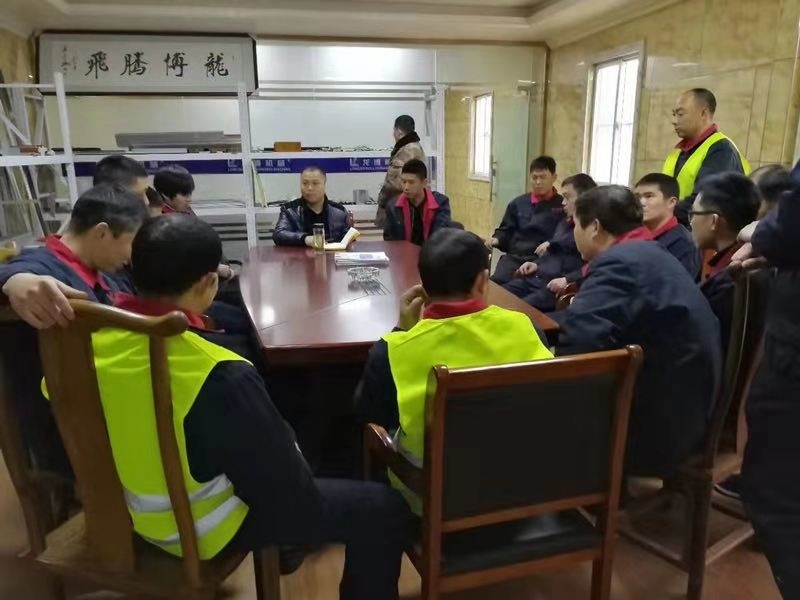 الصين WUXI LONGBO ROLL FORMING MACHINERY CO.,LTD. ملف الشركة