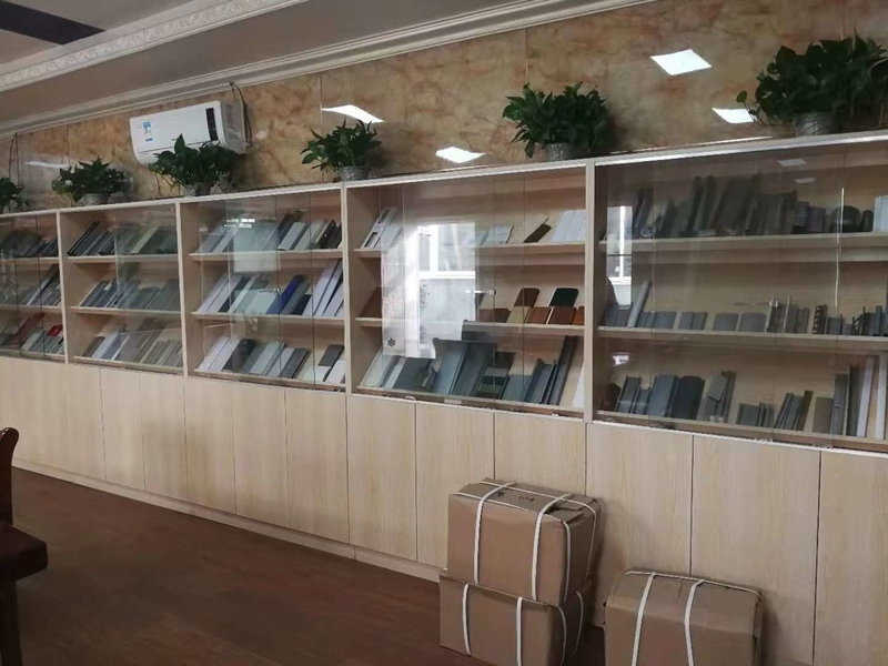 WUXI LONGBO ROLL FORMING MACHINERY CO.,LTD. خط إنتاج الشركة المصنعة